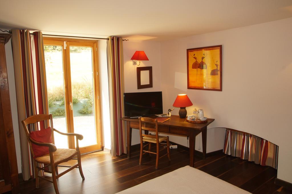 Le Grand Noe Bed and Breakfast Roisey Exteriör bild